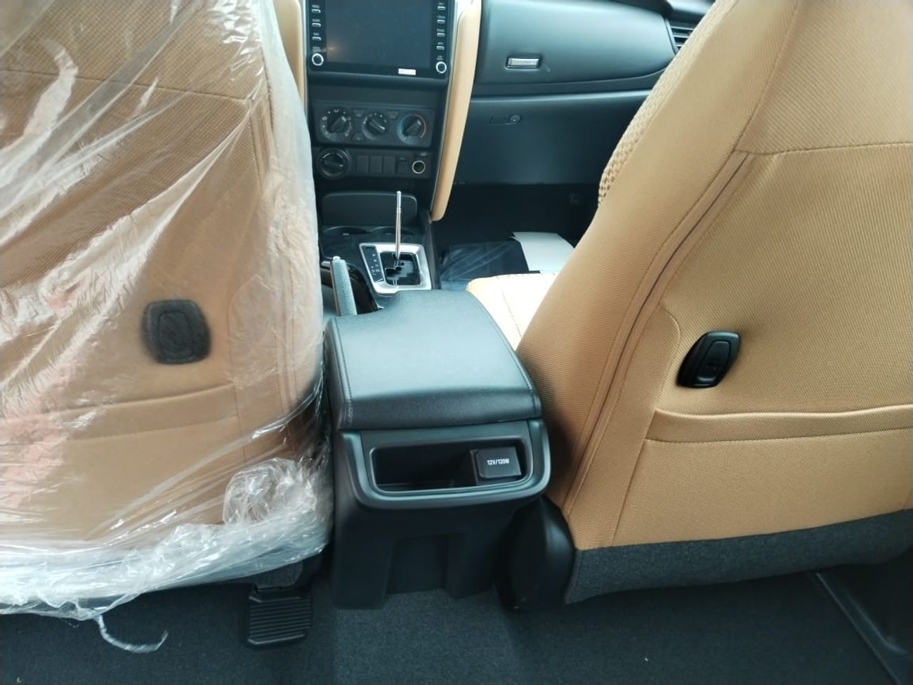 Toyota Fortuner TOYOTA FORTUNER 2.7 AT MANUAL AC BLACK 2024