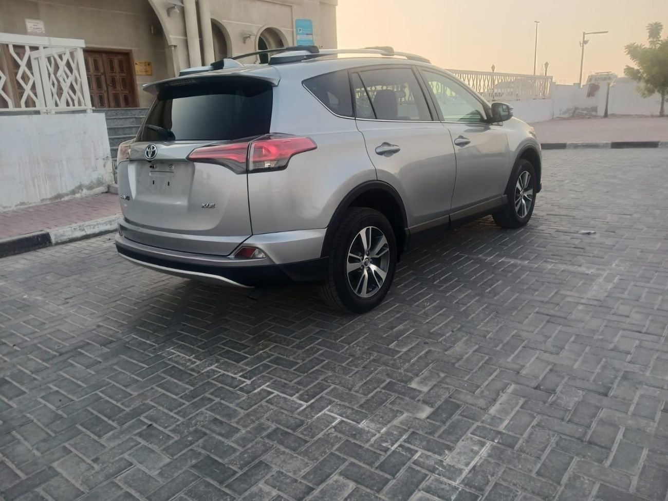 Toyota RAV4 2016