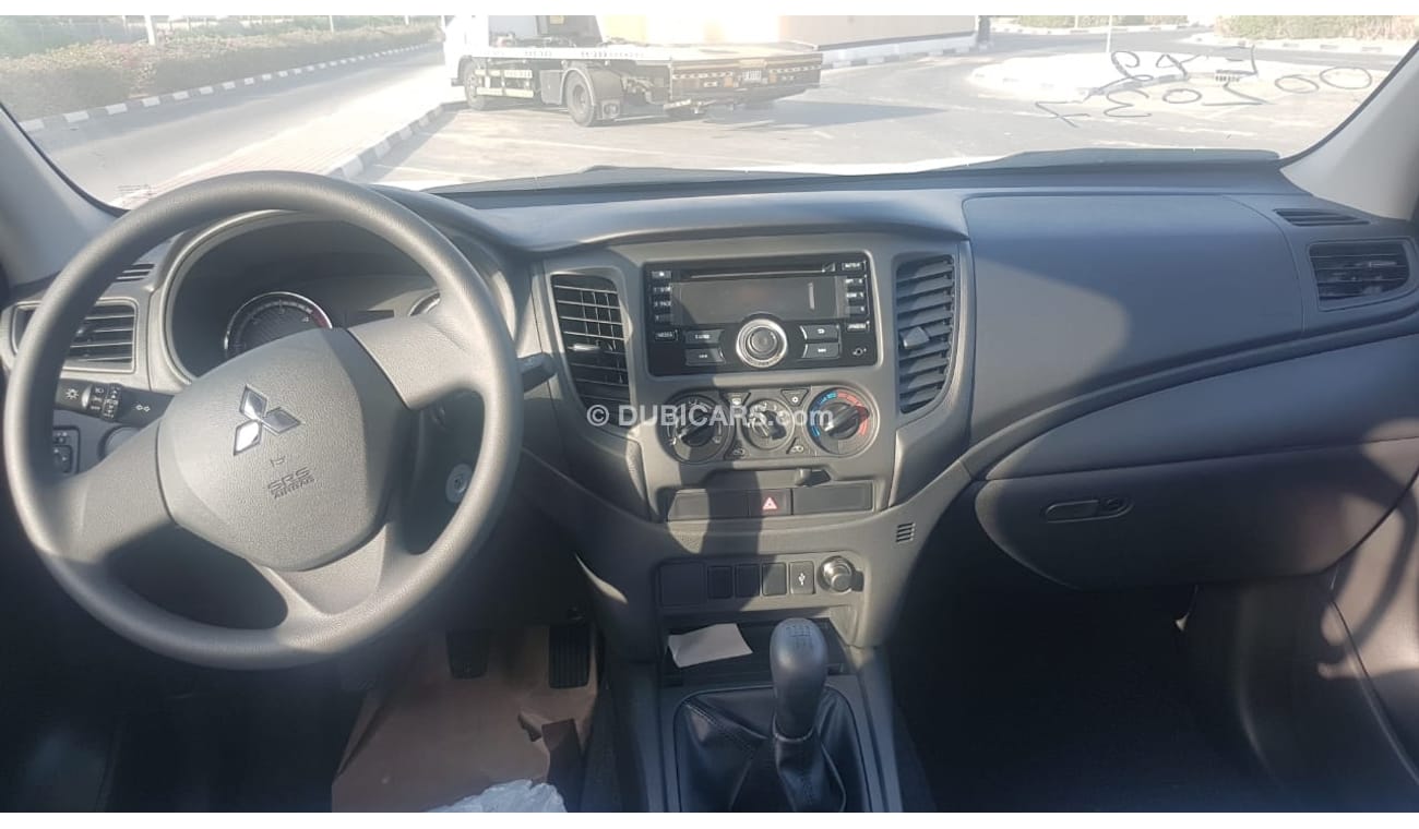 Mitsubishi L200 DIESEL,2.4L,DOUBLE/CABIN,CHROME PACKAGE,FULL/OPTION,4X4,NEW SHAPE,M/T,2020 ( FOR SAUDI AND EXPORT)