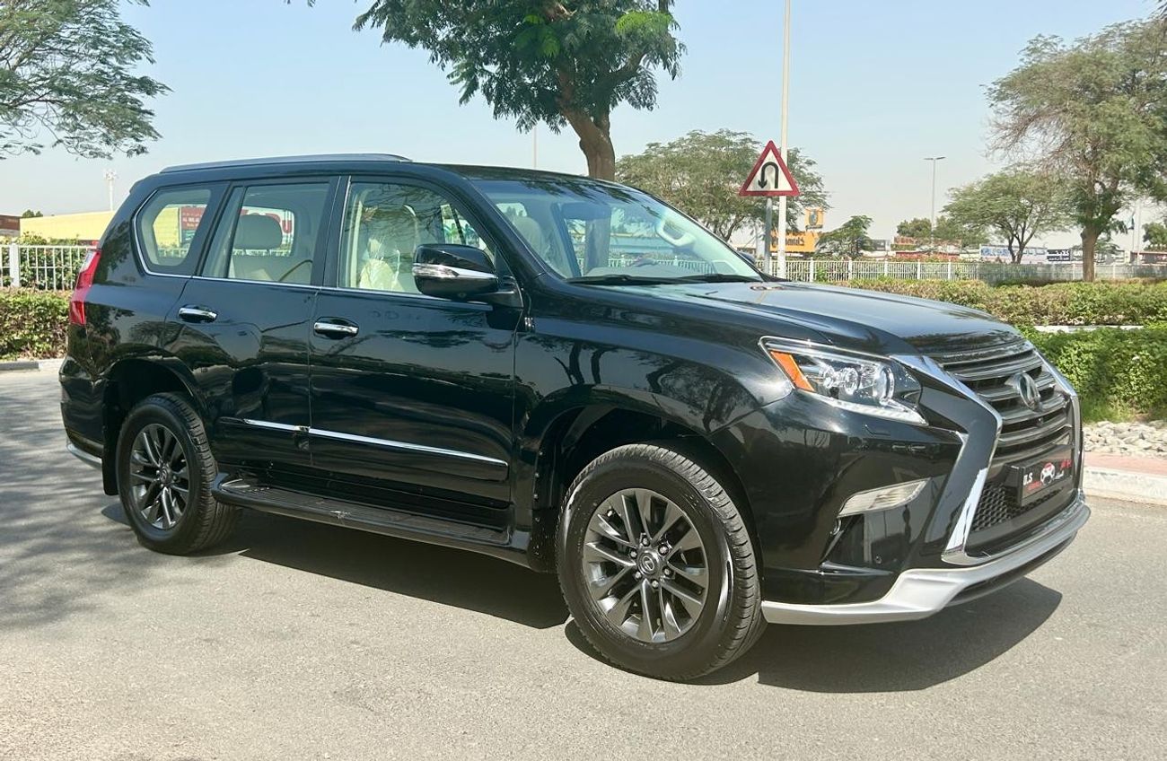 Lexus GX460 Platinum 4.6L FULL OPTION 2017 GCC LOW MILEAGE SINGLE OWNER WITH FSH IN MINT CONDITION