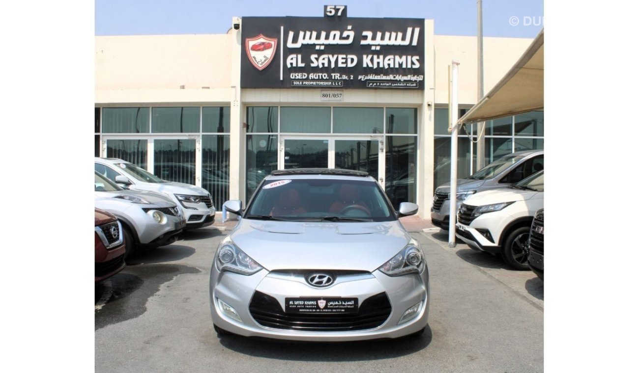 Hyundai Veloster GLS ACCIDENTS FREE - GCC - PERFECT CONDITION INSIDE OUT - FULL OPTION