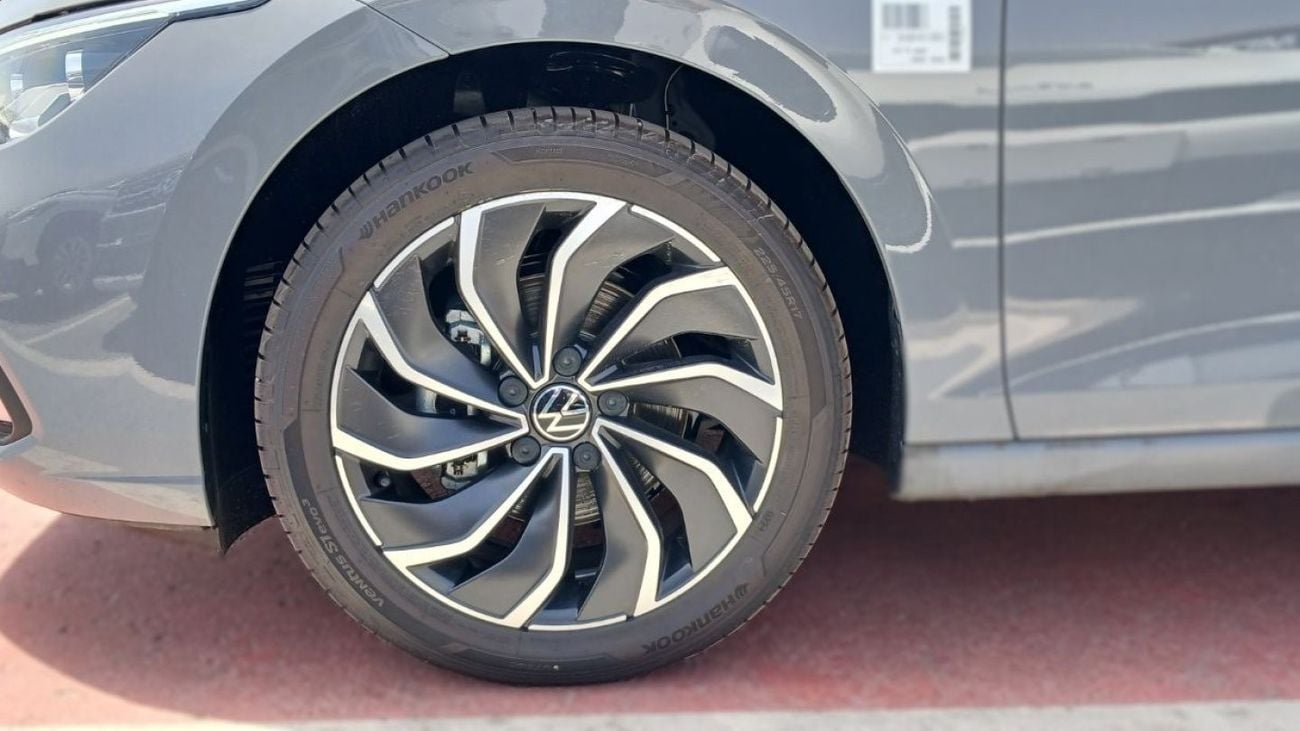 فولكس واجن جولف Volkswagen Golf 280TSI PRO 2024