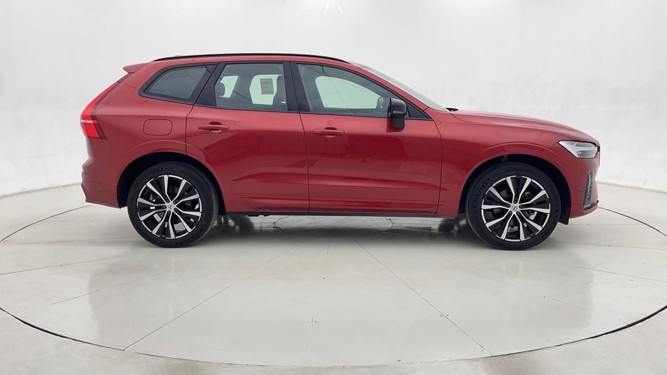 Volvo XC60 B5 ULTIMATE DARK AWD 2 | Zero Down Payment | Home Test Drive