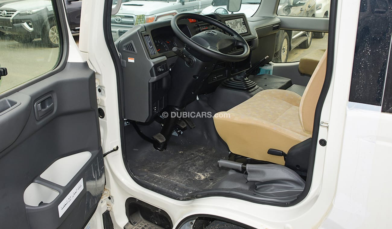 تويوتا كوستر 2020 PETROL 2.7L,23 Seater BrandNew FOR EXPORT ONLY