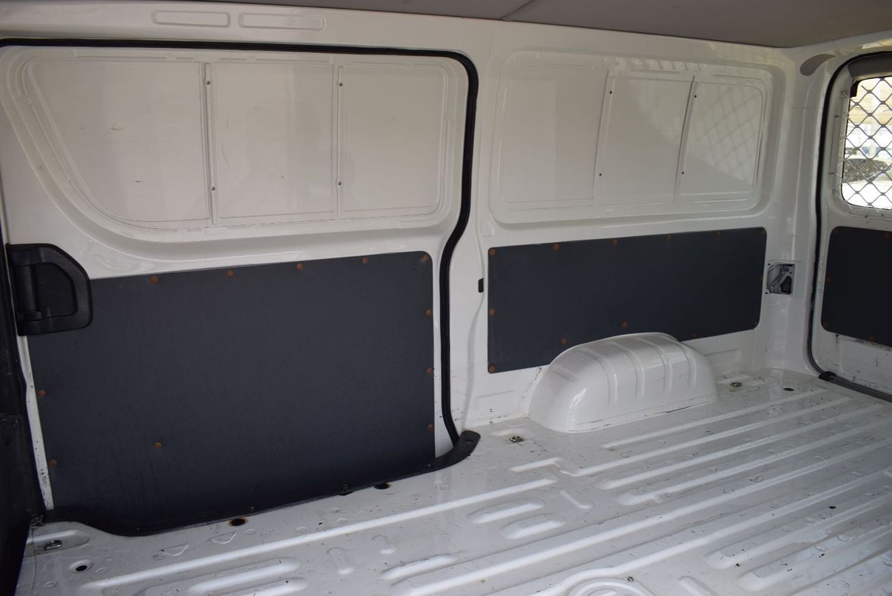 تويوتا هاياس GL -Standard Roof  Panal Van 2.7L