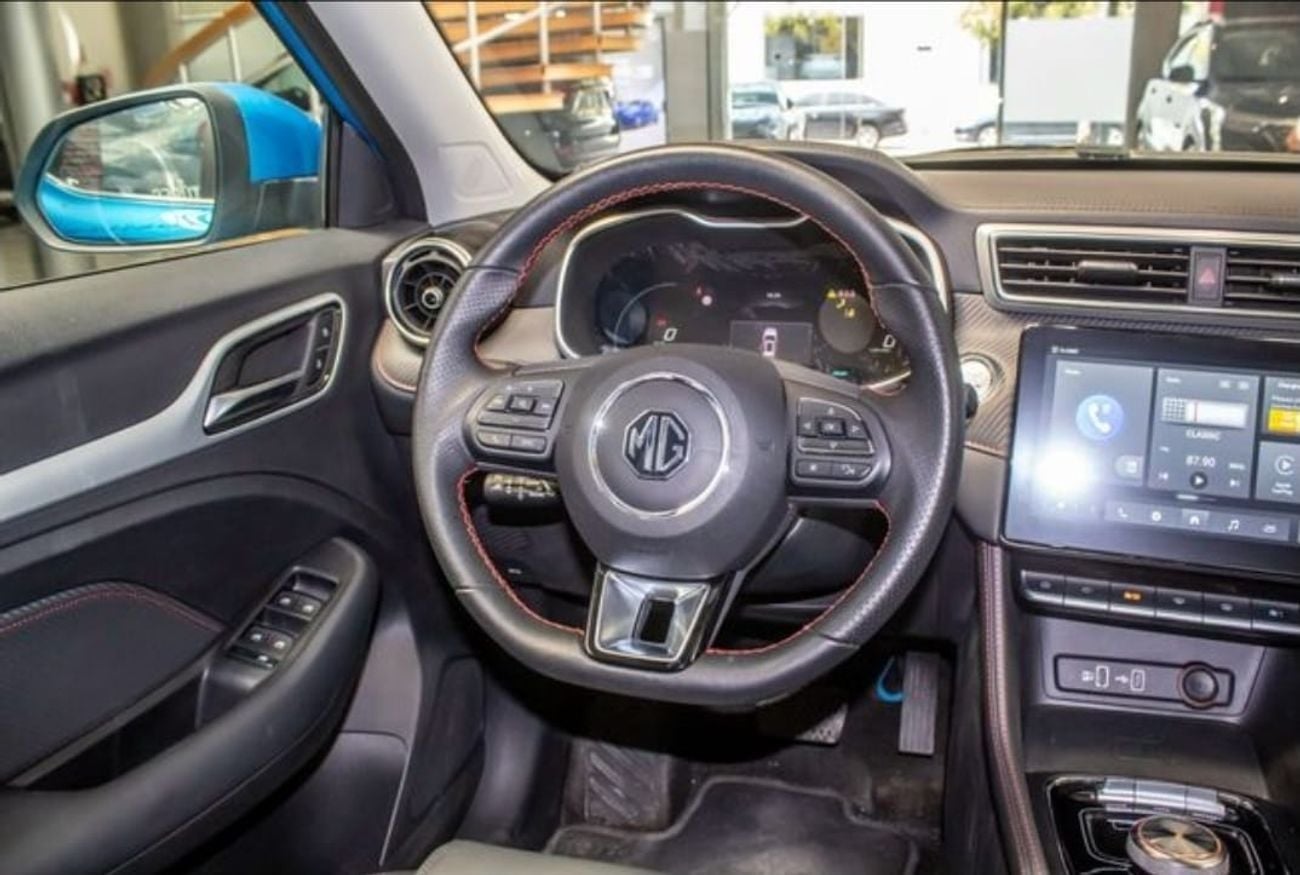 أم جي ZS EV LUX