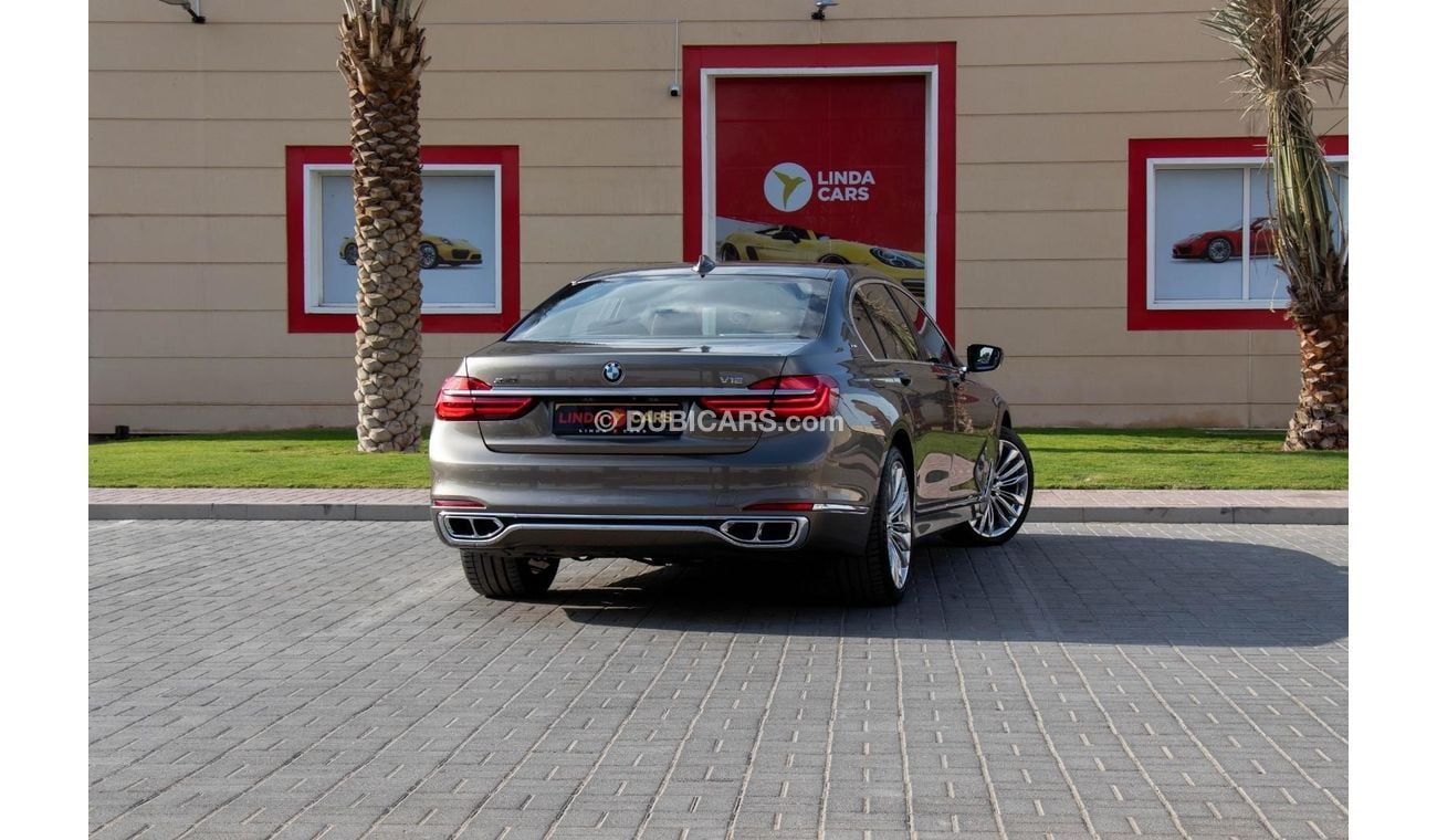 بي أم دبليو 760Li