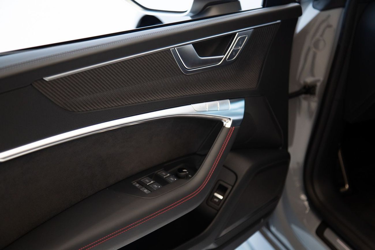 أودي RS7 TFSI quattro