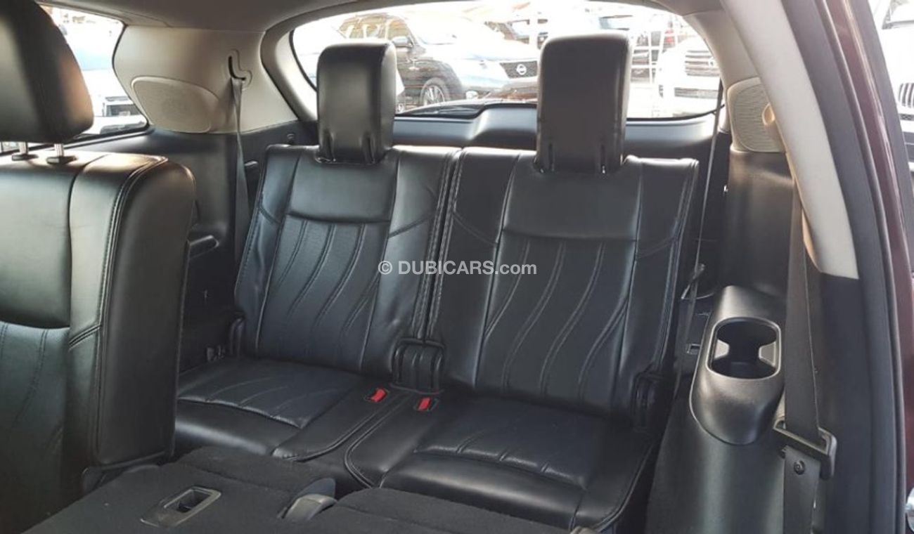 Infiniti JX35 Infinity JX 35 model 2013 GCC car prefect condition full option panoramic roof leather seats 5camer