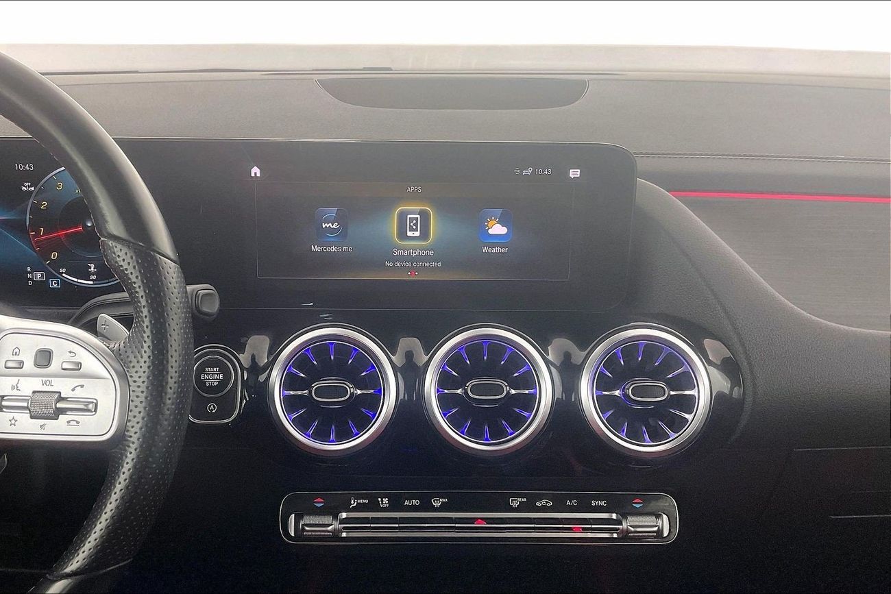 مرسيدس بنز GLA 200 Premium | National Day Celebration | شامل الضمان | 0 ﺪﻔﻋﺓ ﺃﻮﻟﻯ