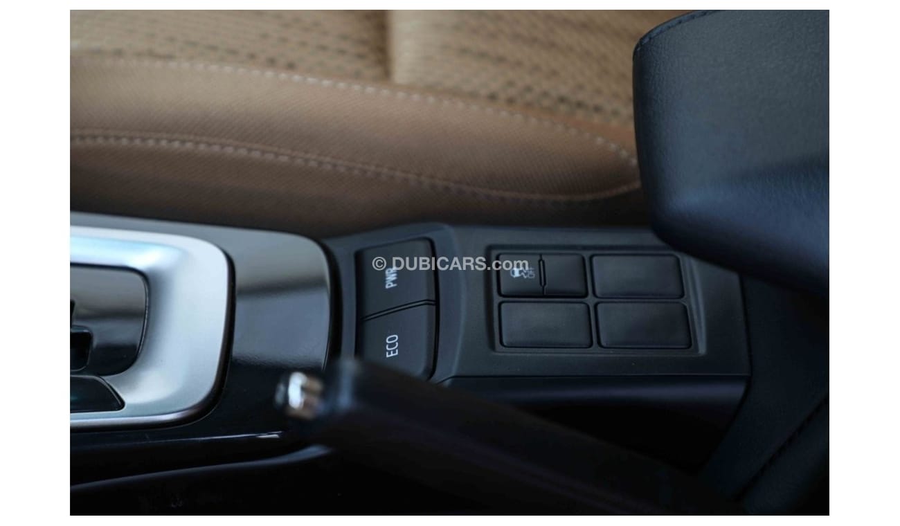 Toyota Fortuner 4x4 2.7 Low - Black inside Chamois | Export Only