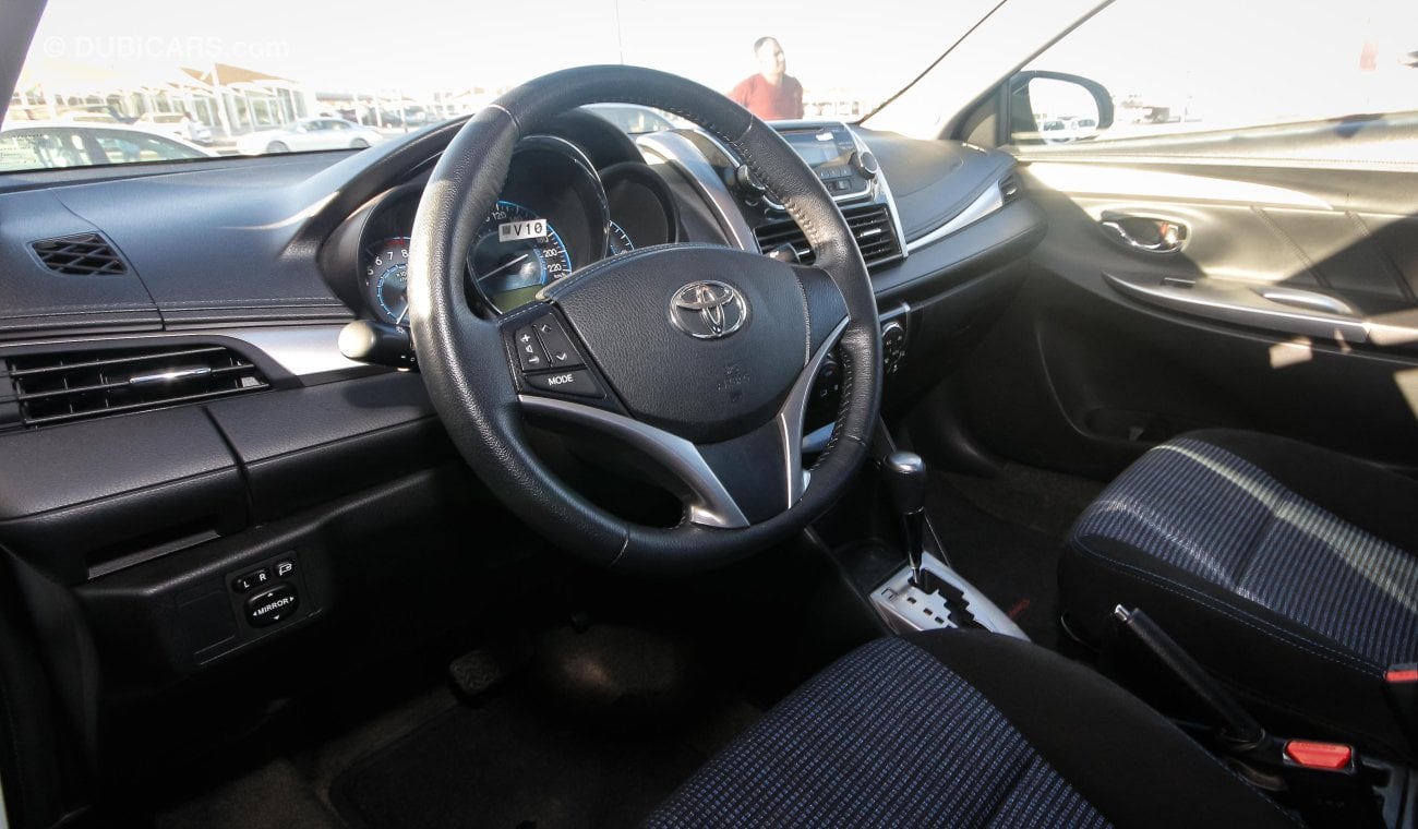 Toyota Yaris SE 1.5