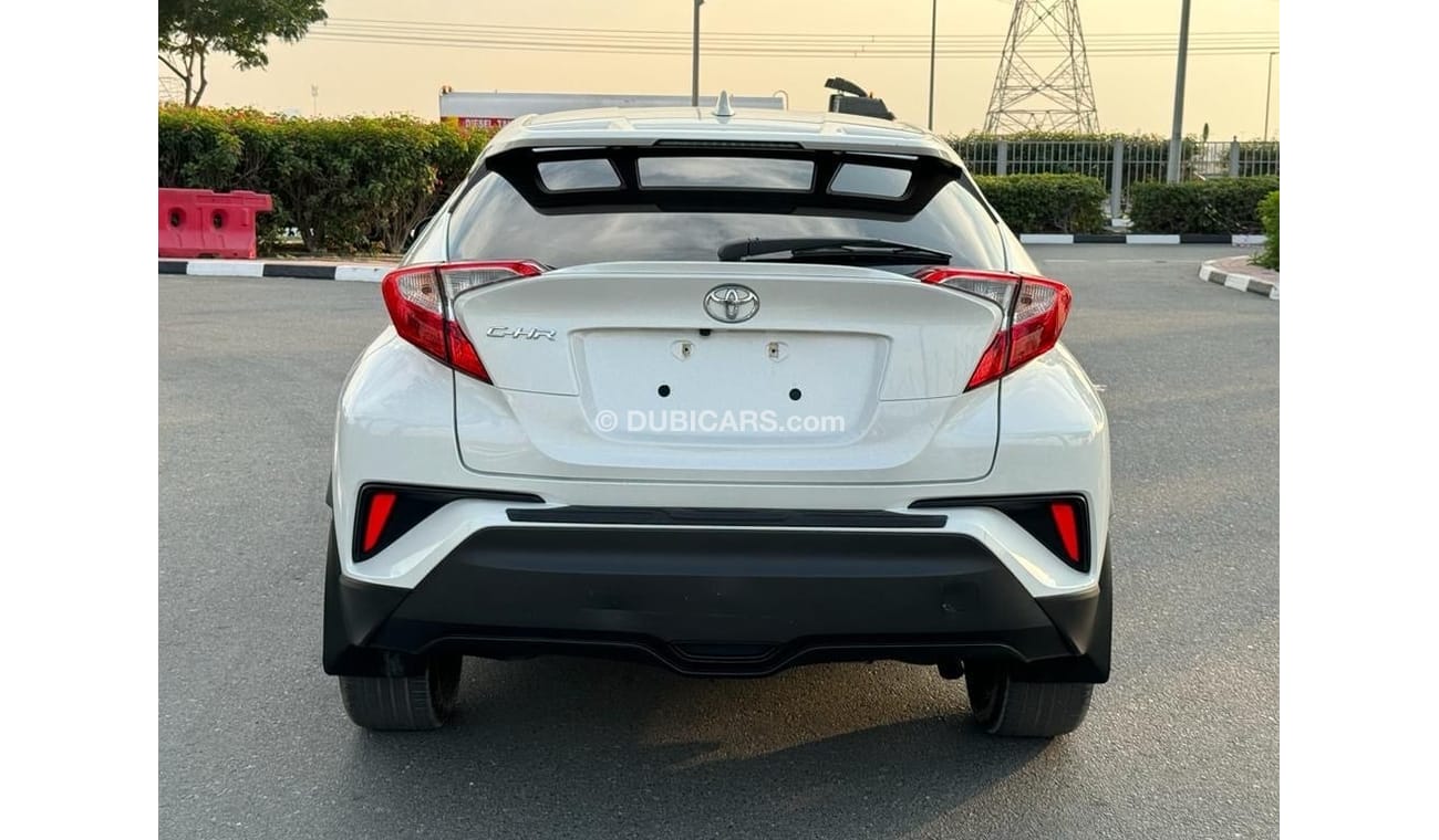 Toyota CHR 2018 PUSH START 2.0L AWD CANADA SPEC