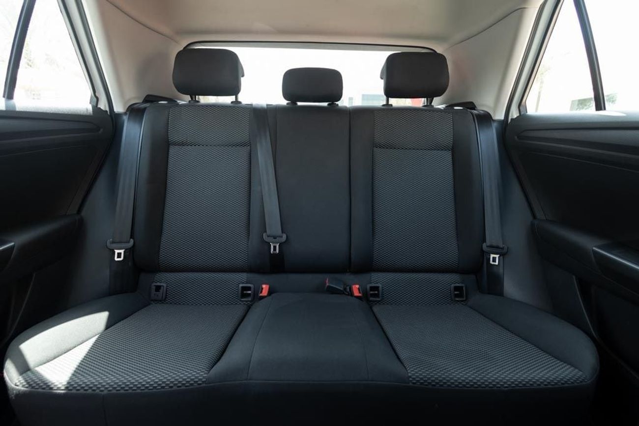 فولكس واجن T ROC Life 1.4L Volkswagen T-Roc 2022 GCC under Warranty with Flexible Down-Payment.