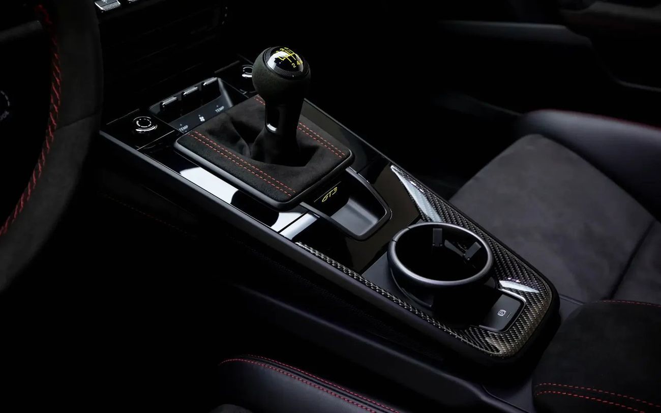 Porsche 911 GT3 Manual - GCC Spec
