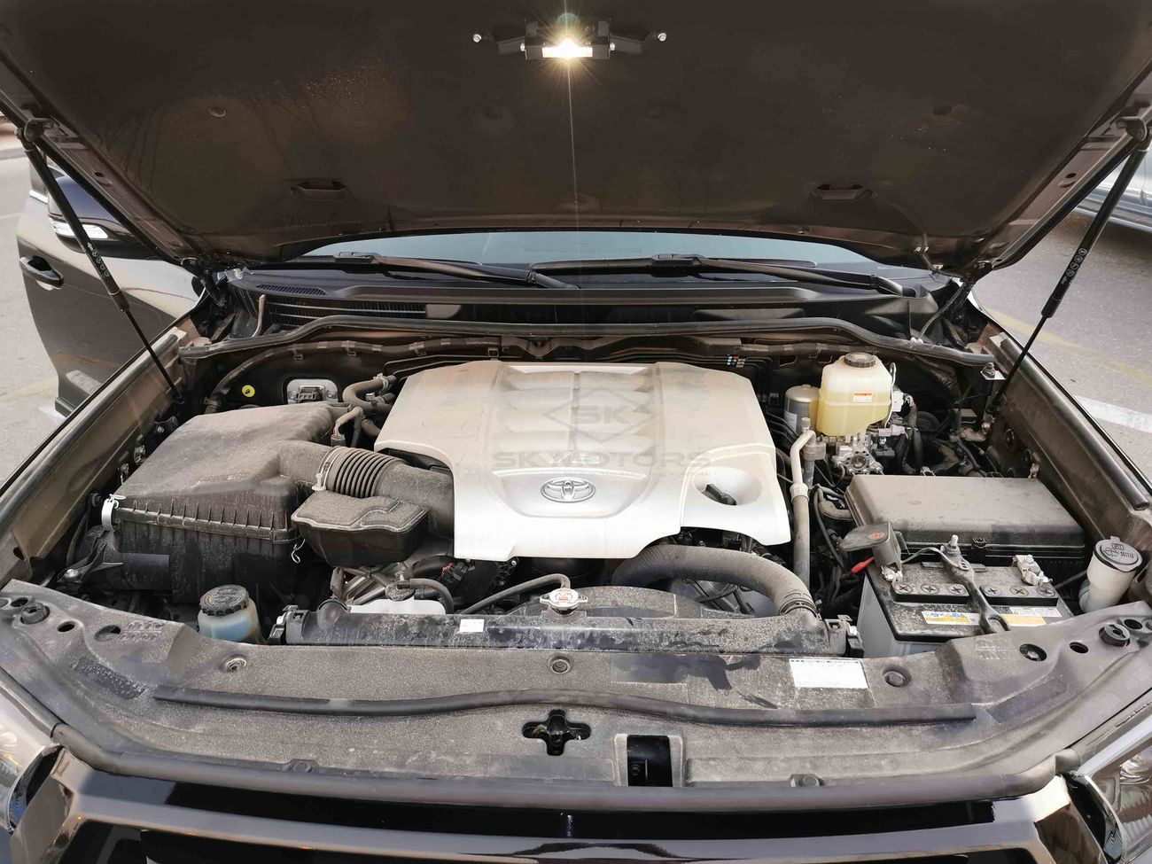 Toyota Land Cruiser 5.7L PETROL,20" ALLOY RIMS, BLACK EDITION WITH MBS KIT, MASSAGER SEATS, CRAWL CONTROL (CODE # VXR04)