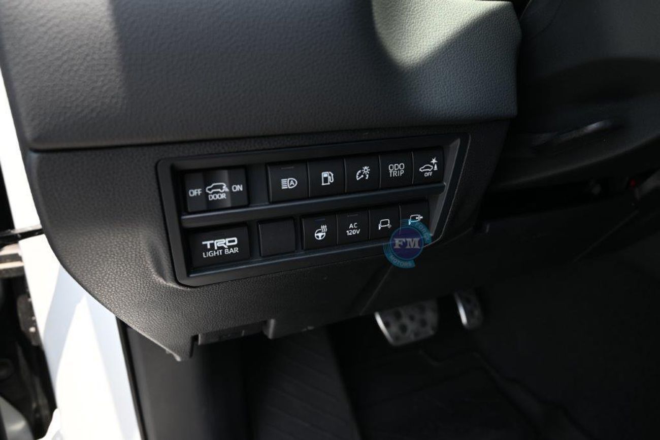 Toyota Sequoia TRD PRO Hybrid V6 3.5L Turbo 4WD Automatic