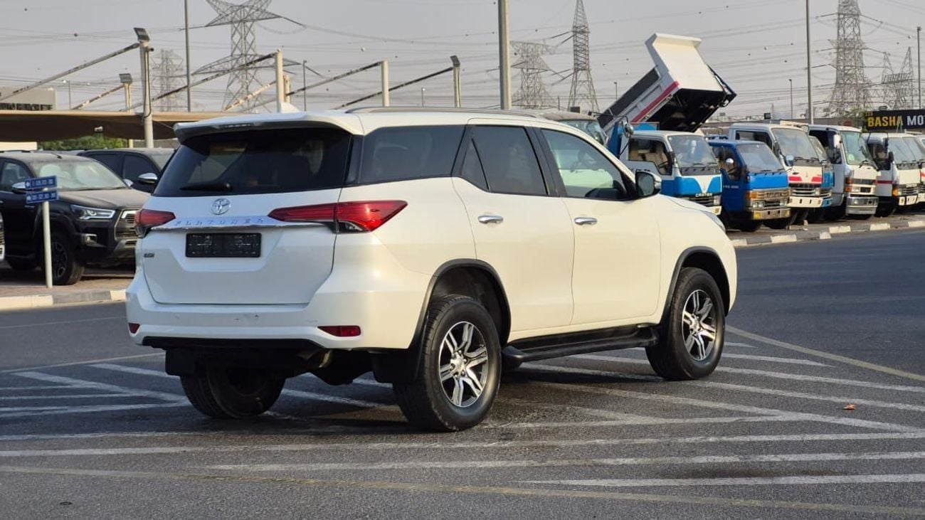 تويوتا فورتونر EXR 2.7L (160 HP)