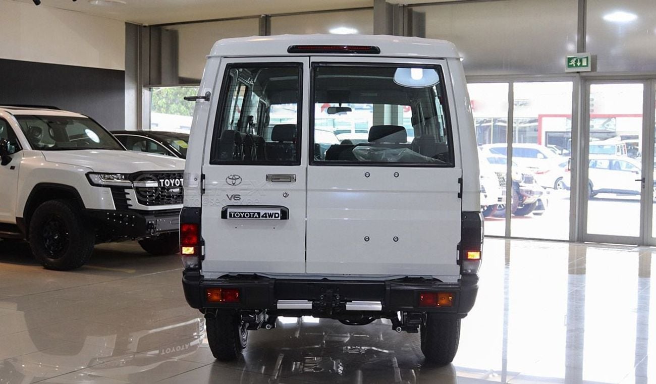 تويوتا لاند كروزر 70 2025 Model Toyota Land Cruiser Hardtop LC78, 4.0L Petrol 4WD 6A/T