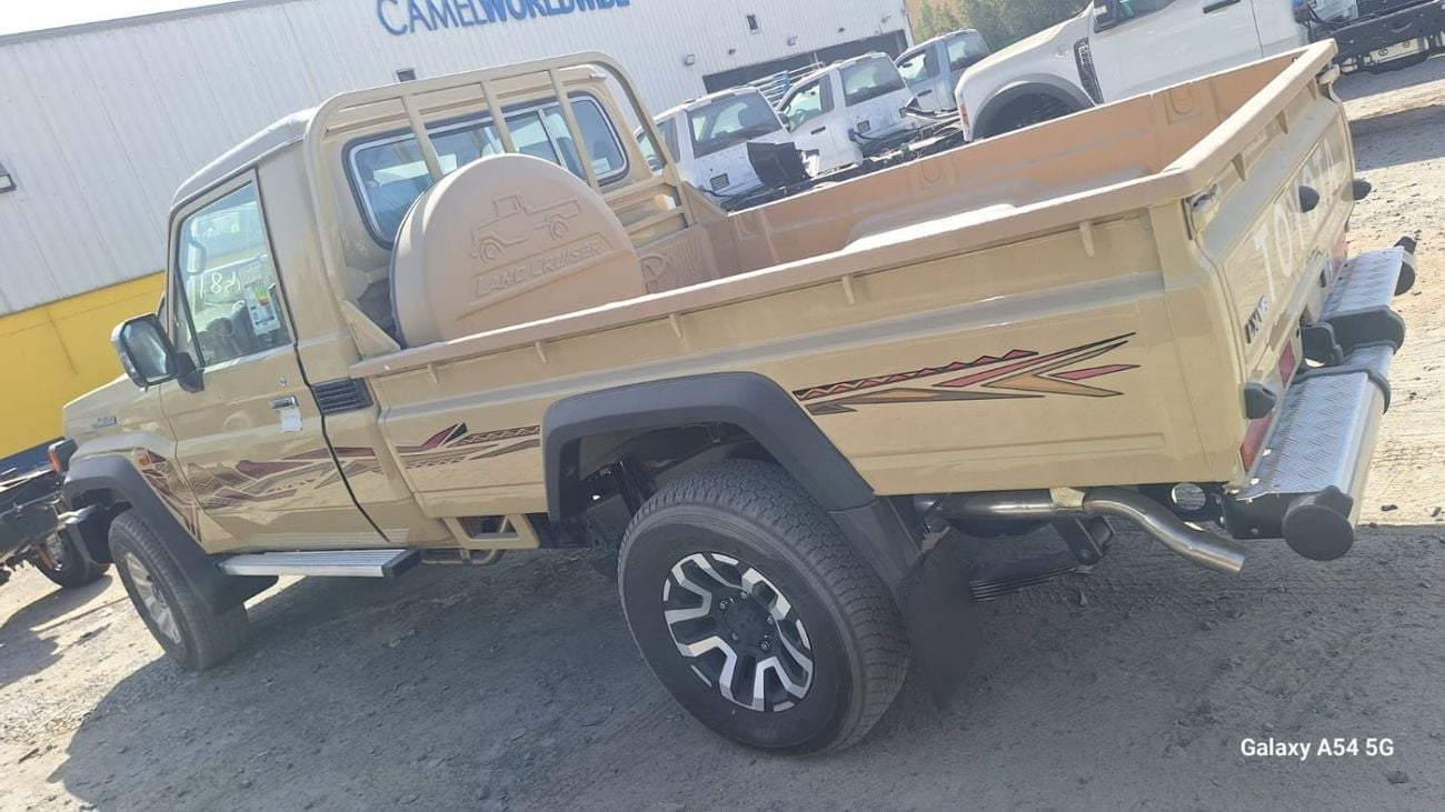 Toyota Land Cruiser Pick Up TOYOTA LAND CRUISER LC79 SC FULL OPTION AT