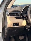 Toyota Highlander Hybrid Platinum 2.5L // panoramic, 360 Camera // head up display full option 2024