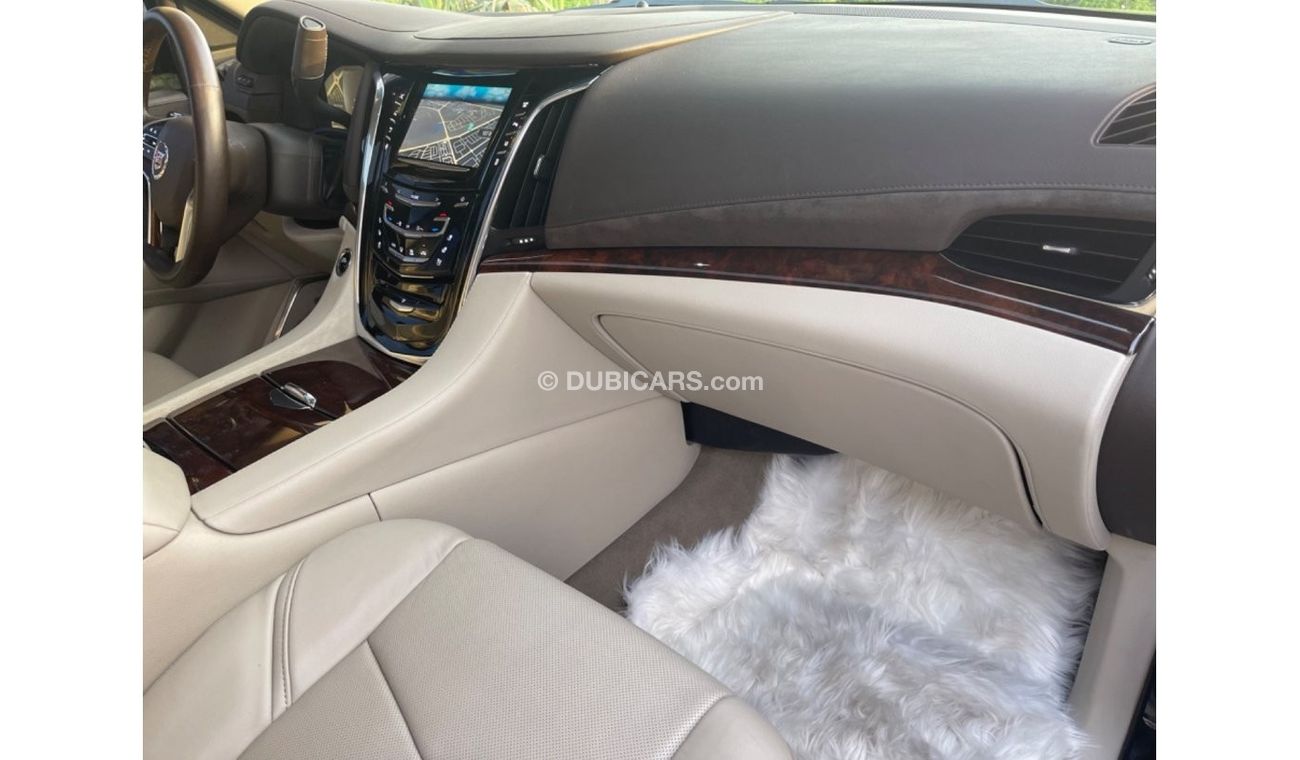 Cadillac Escalade Premium