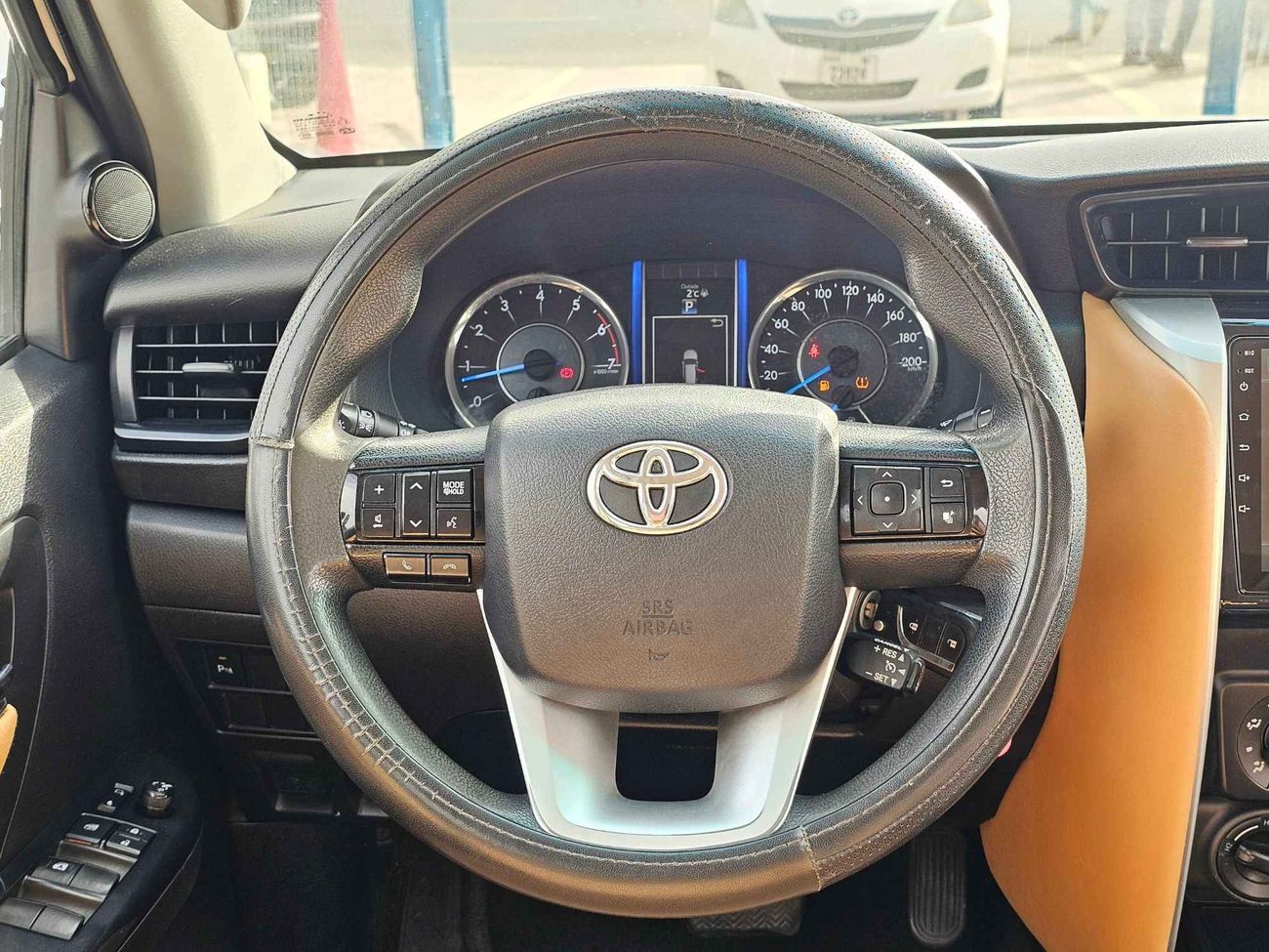 Toyota Fortuner // EXR // V4 // FULL OPTION // LOW MILEAGE (LOT # 90403)