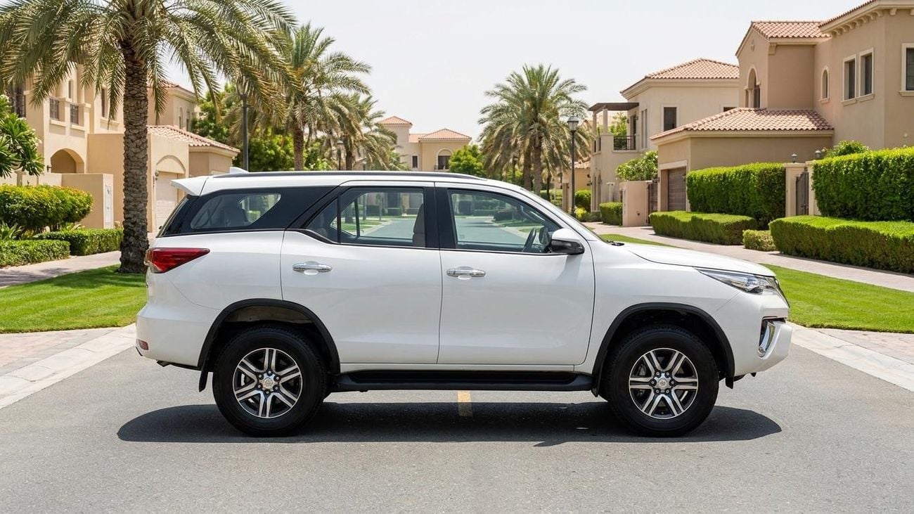Toyota Fortuner EXR — фото 3