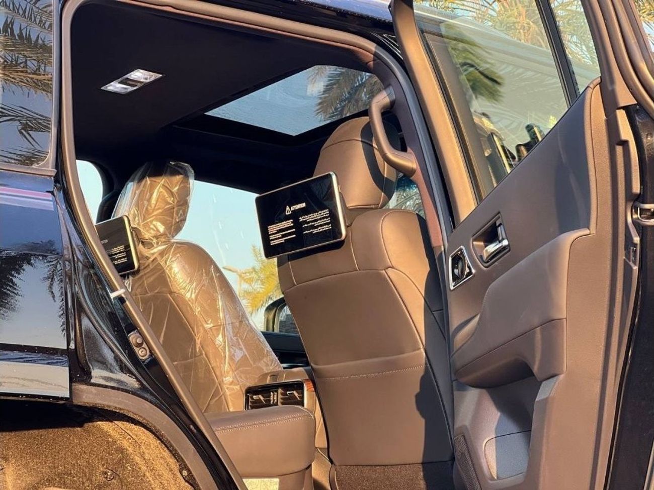 Toyota Land Cruiser GXR 3.5L PTR A/T // 2026 // HIGH OPTION WITH RADAR , LEATHER & POWER SEATS , DVD & BACK CAMERA // SP