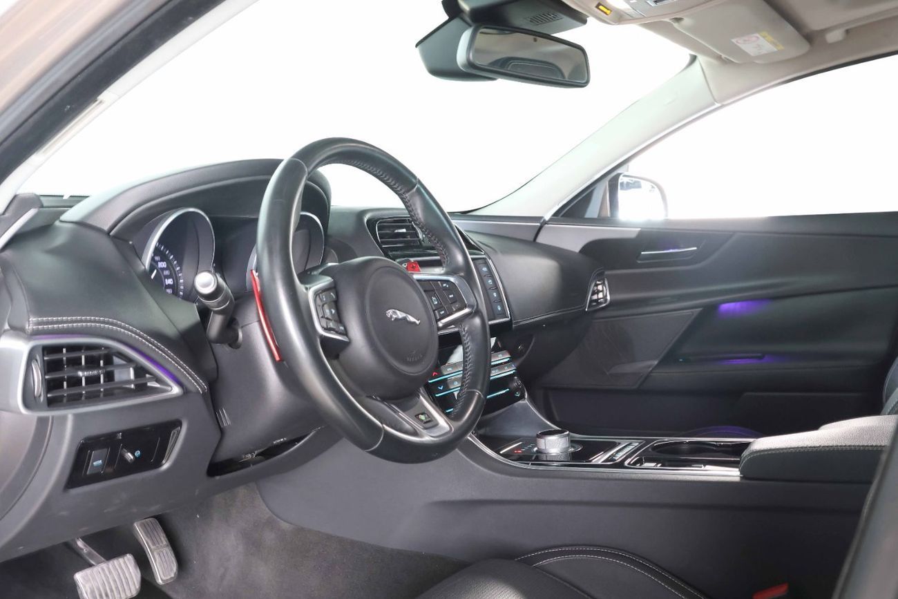 Jaguar XE 2016-JAGUAR XE 25T R SPORT-GCC-IMMACULATE CAR