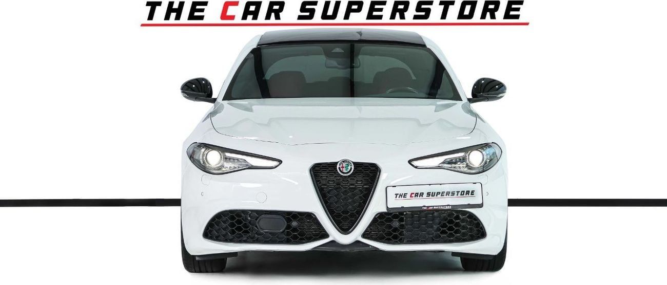 Alfa Romeo Giulia Q2 Veloce-GCC-Gargash Warranty and Service Package-Sports Seats