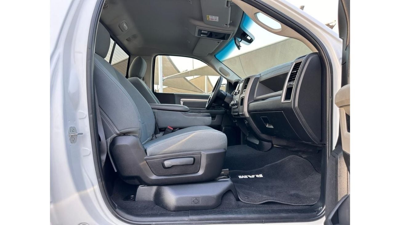 رام 1500 Dodge Ram 1500 Classic_GCC_2020_Excellent Condition _Full option