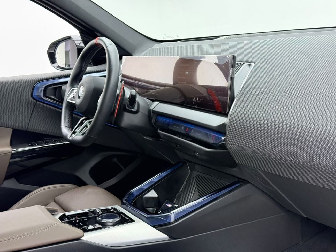 بي أم دبليو X3 M50 XDRIVE بي إم دبليو X3 M50 موديل 2025، ضمان بي إم دبليو + باقة خدمة 2030، سجل صيانة كامل لدى بي إم دبليو، عد