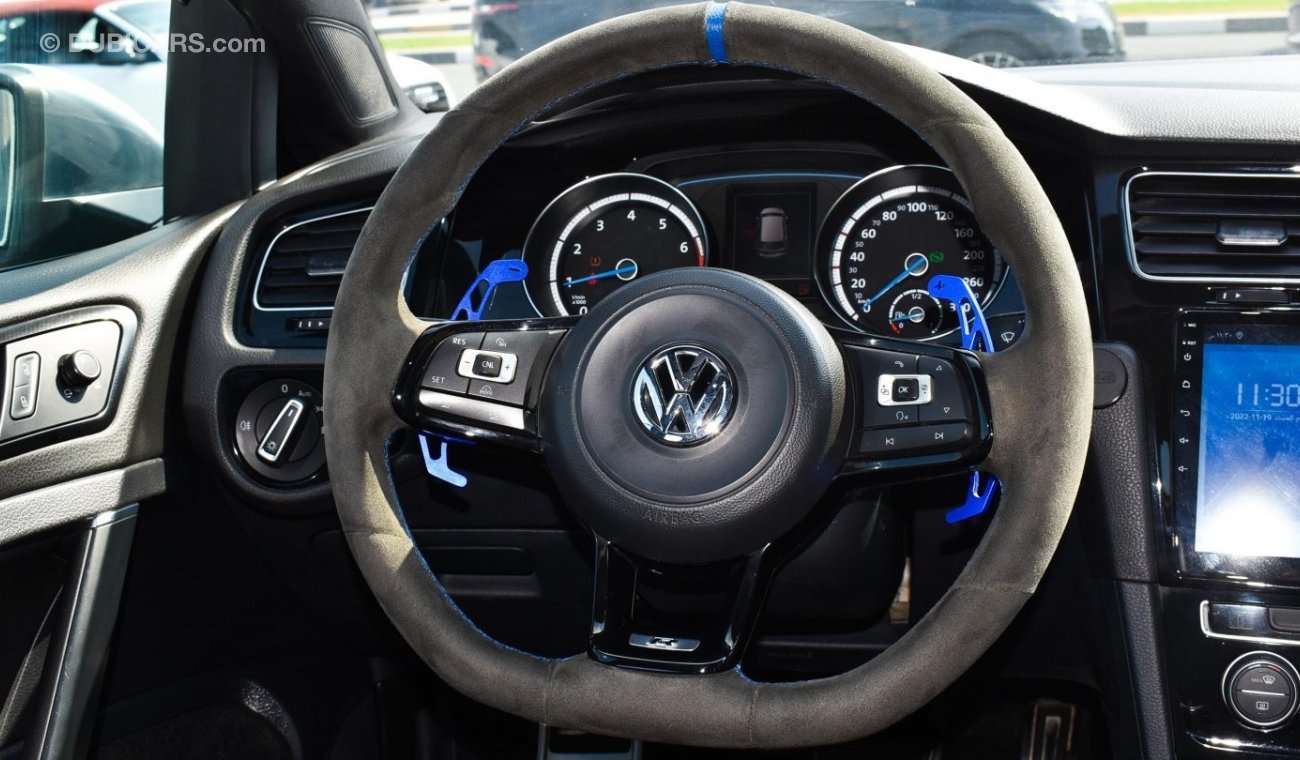 Volkswagen Golf R