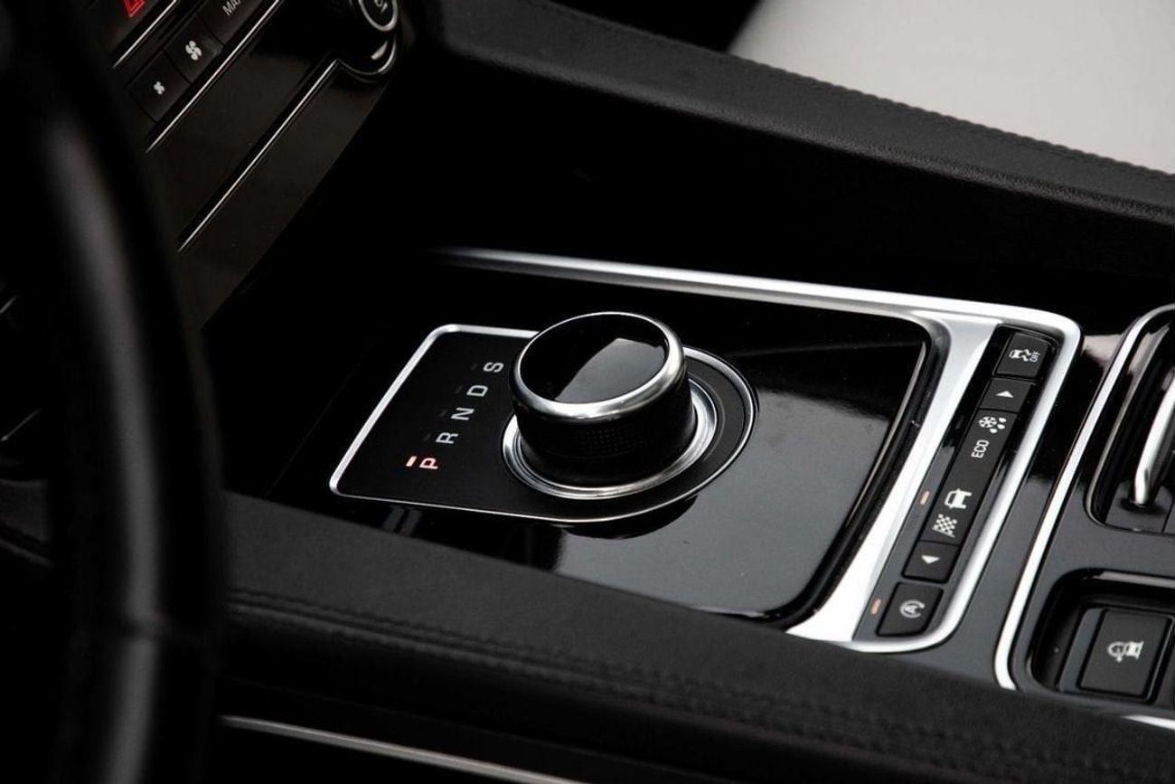 جاكوار F بيس S AWD  | 2,850 P.M (4 Years)⁣ | 0% Downpayment | Immaculate Condition!