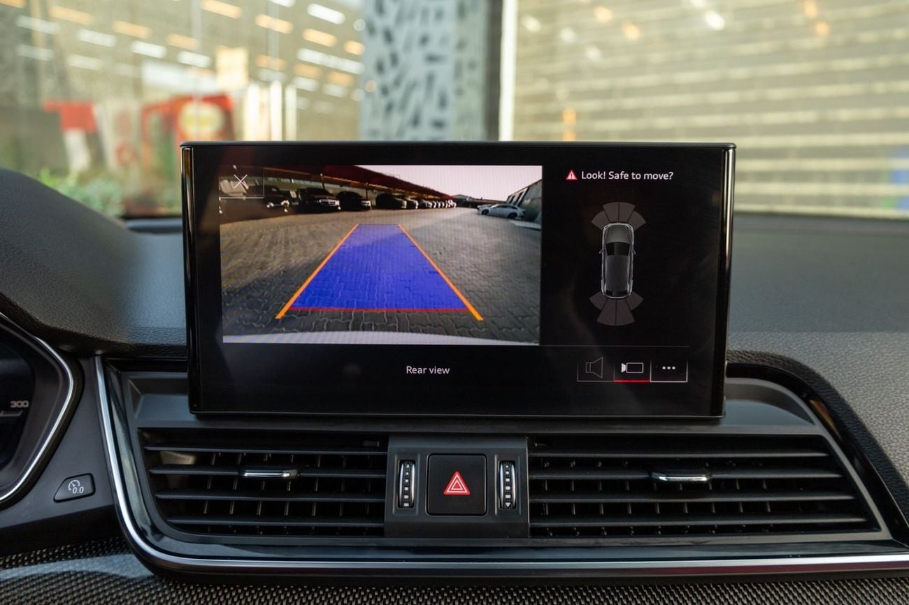 Audi SQ5 STD Audi SQ5 TFSI Quattro 2023 GCC | Warranty
