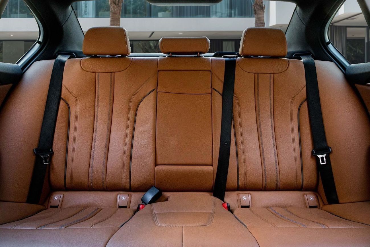 بي أم دبليو 520i 20i M-Kit | 3,290 P.M  | 0% Downpayment | Agency Warranty!