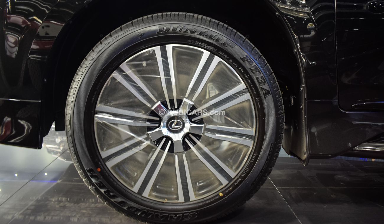 Lexus LX 570 Black Edition S