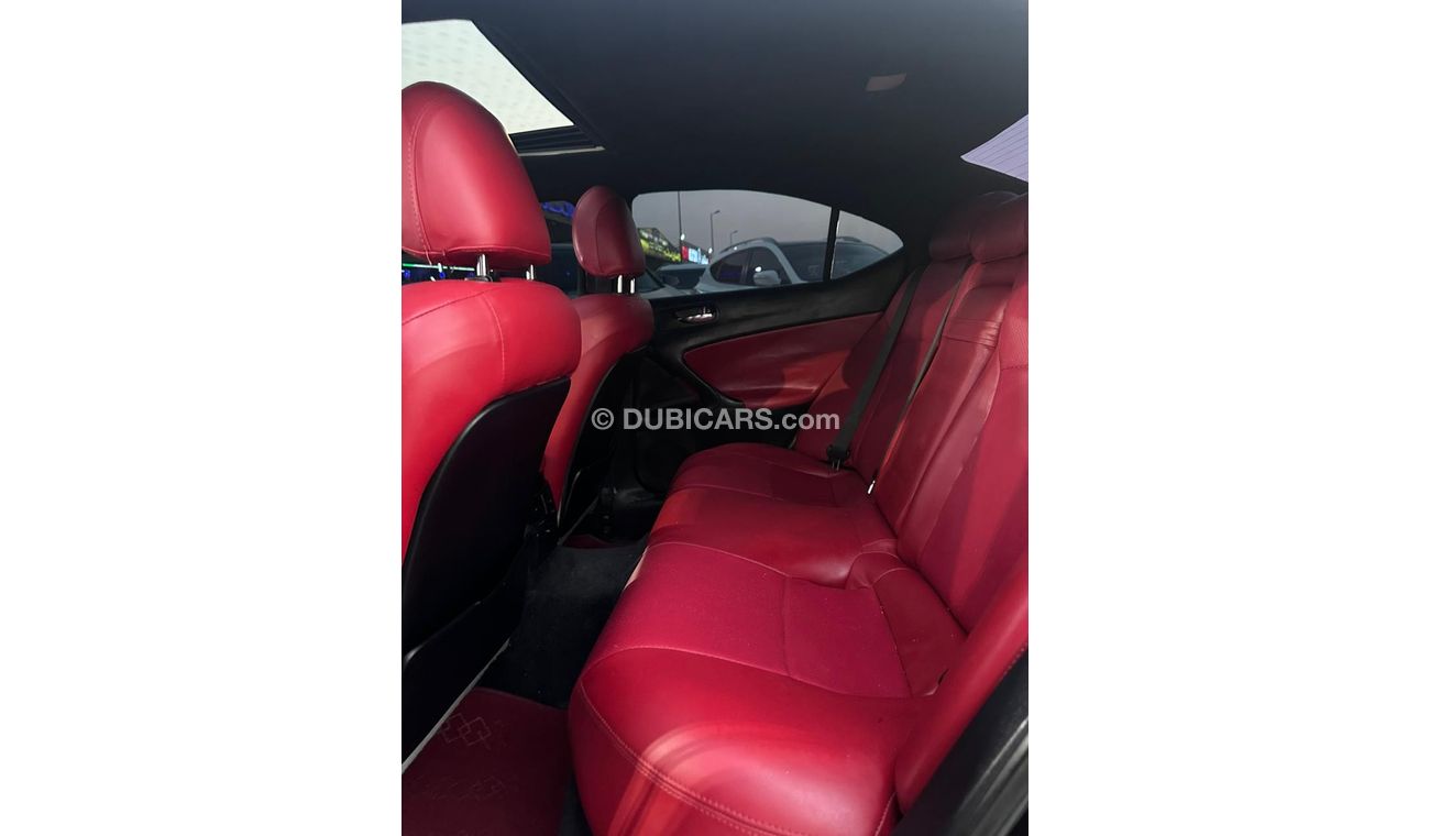 Lexus IS350