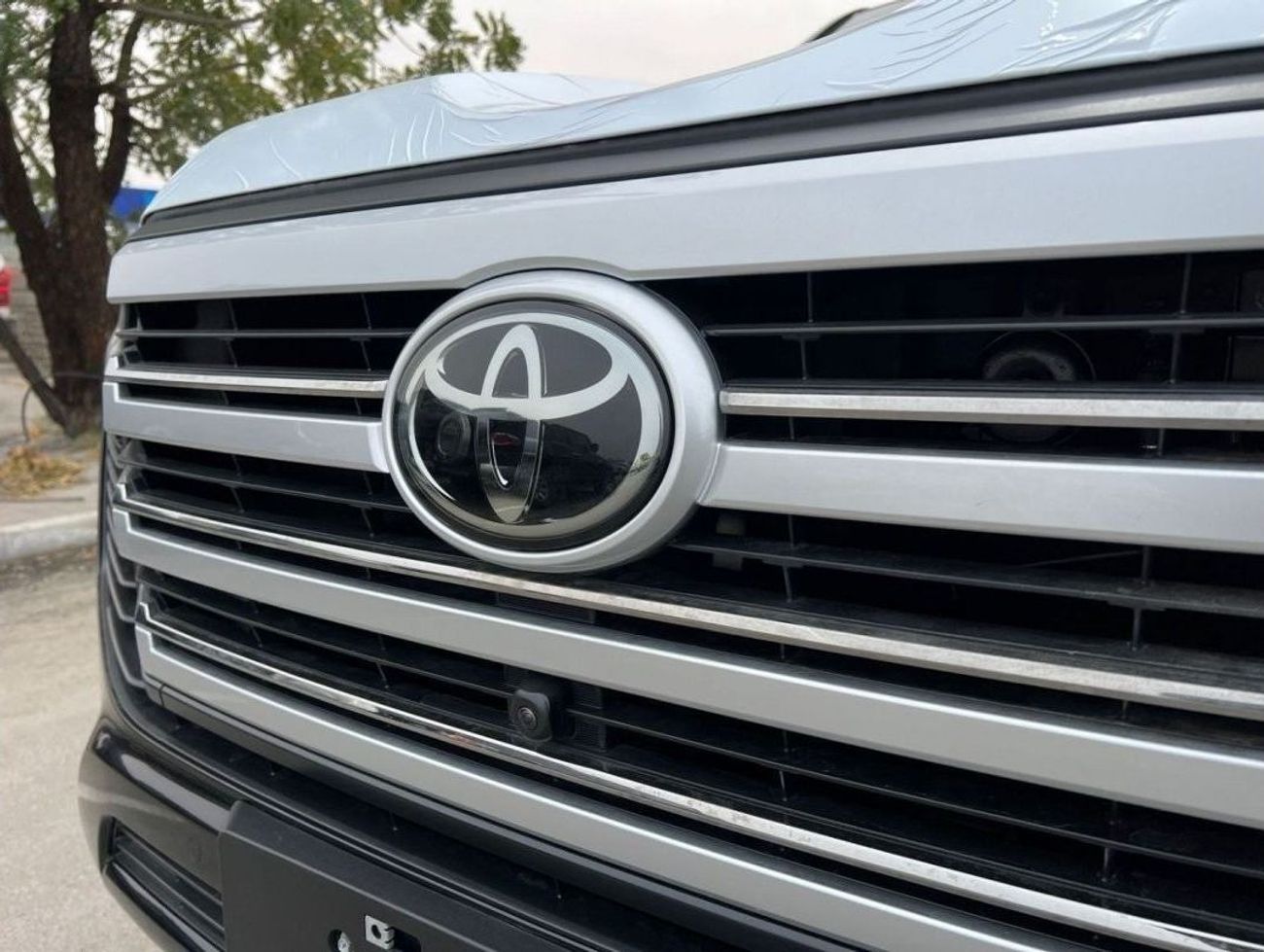 تويوتا لاند كروزر VX