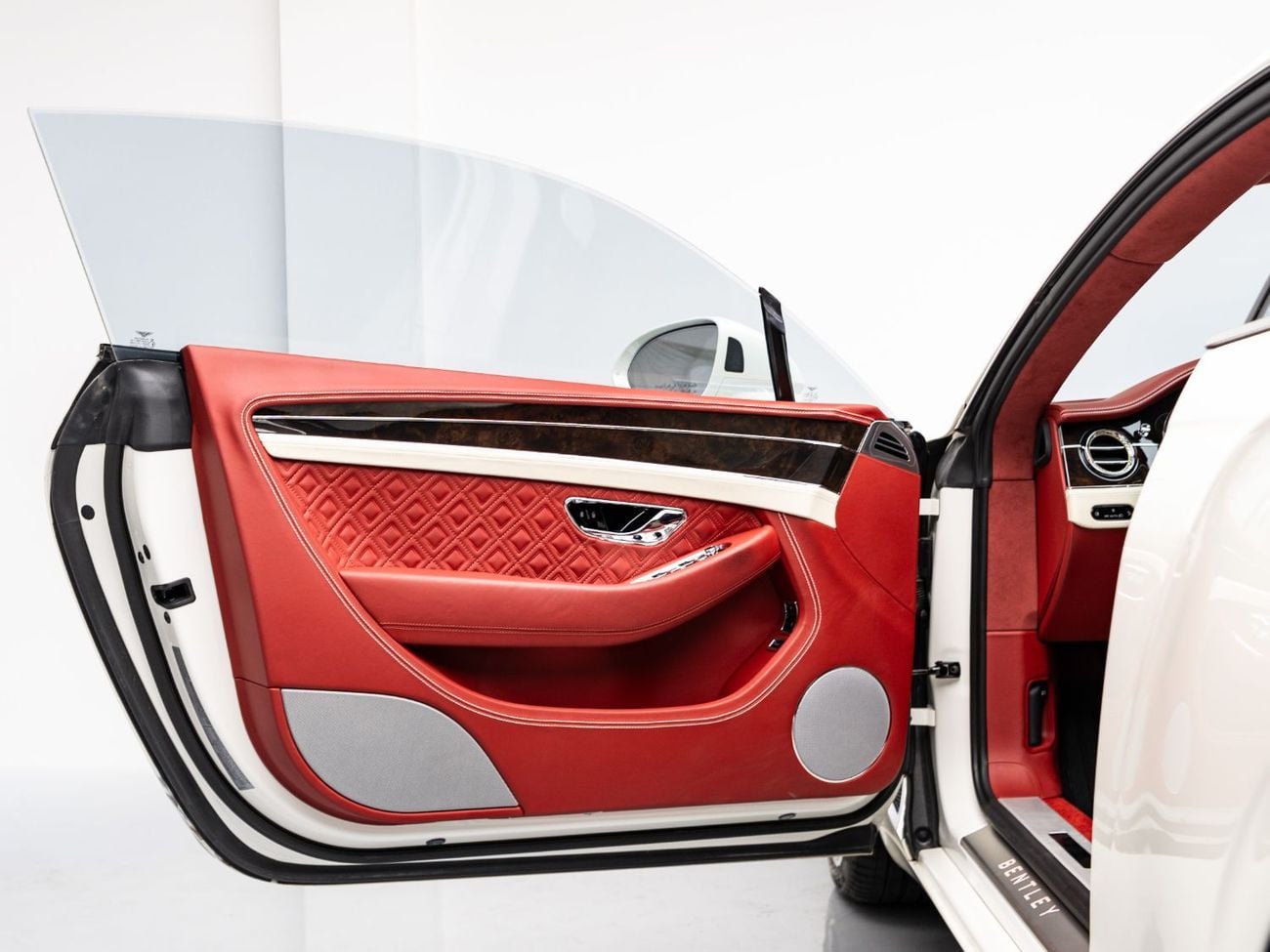 Bentley Continental GT 4.0T V8 Exclusive Extended Eid Offer - Limited Time Only! Bentley Warranty + Service Contract,