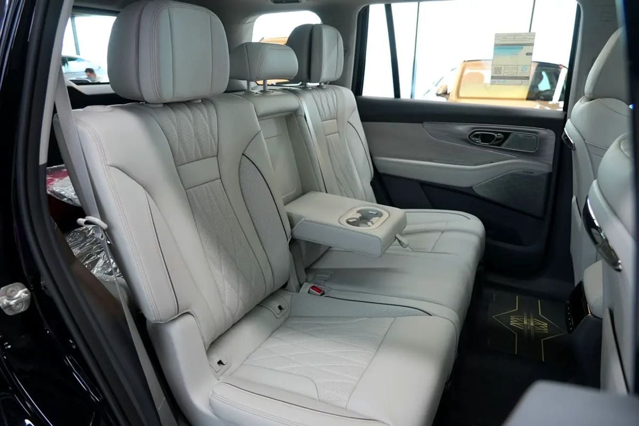 جي إي سي GS 8 2.0T GX (4WD) Traveller GX | GCC 0km | 5 Years Agency Warranty