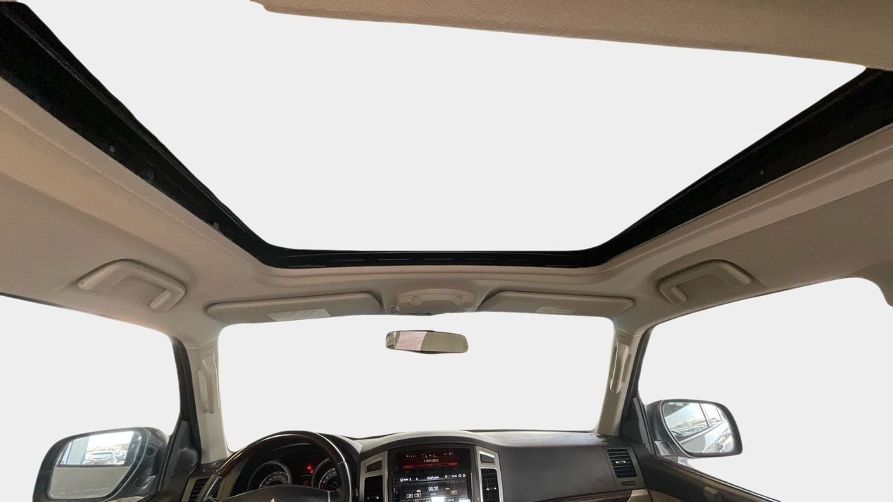 Mitsubishi Pajero GLS Highline 3.8L (274 HP) GLS Highline | Guaranteed Warranty | 0 Down Payment