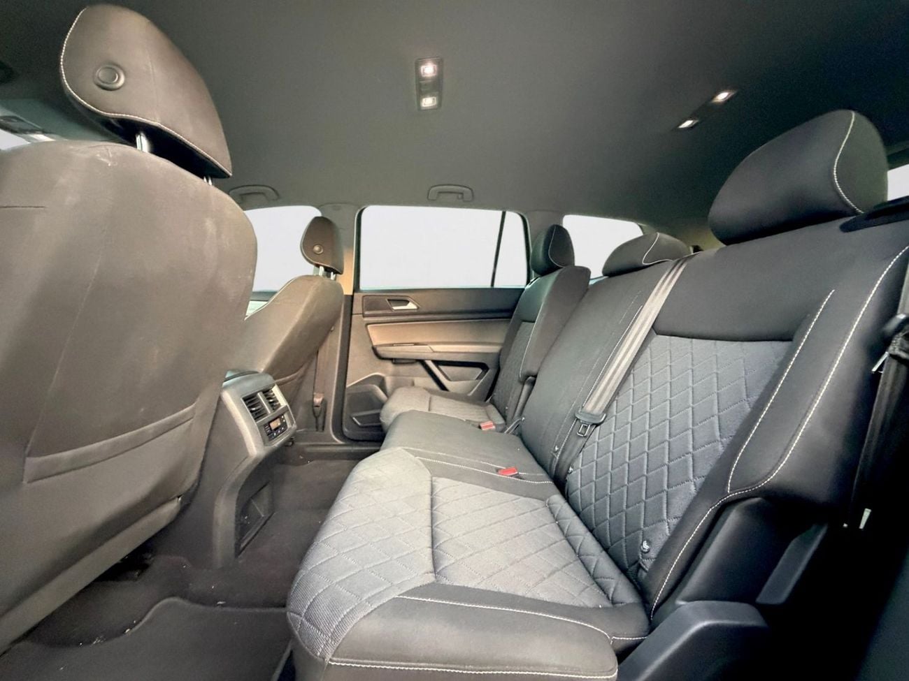 Volkswagen Teramont COMFORTLINE AED 920 P.M | 0% DOWN PAYMENT | VW TERAMONT COMFORTLINE 3.6L V6 | 2022 | GCC SPECS