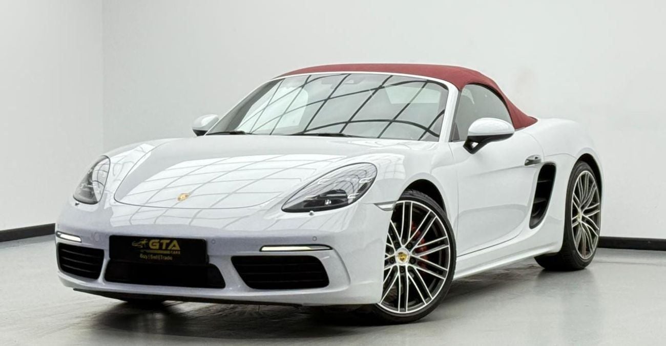 بورش بوكستر 718 S 2.5L A/T 2018 Porsche 718 Boxster S, Sport Chrono Package, Fully Loaded, Excellent Condition, GCC