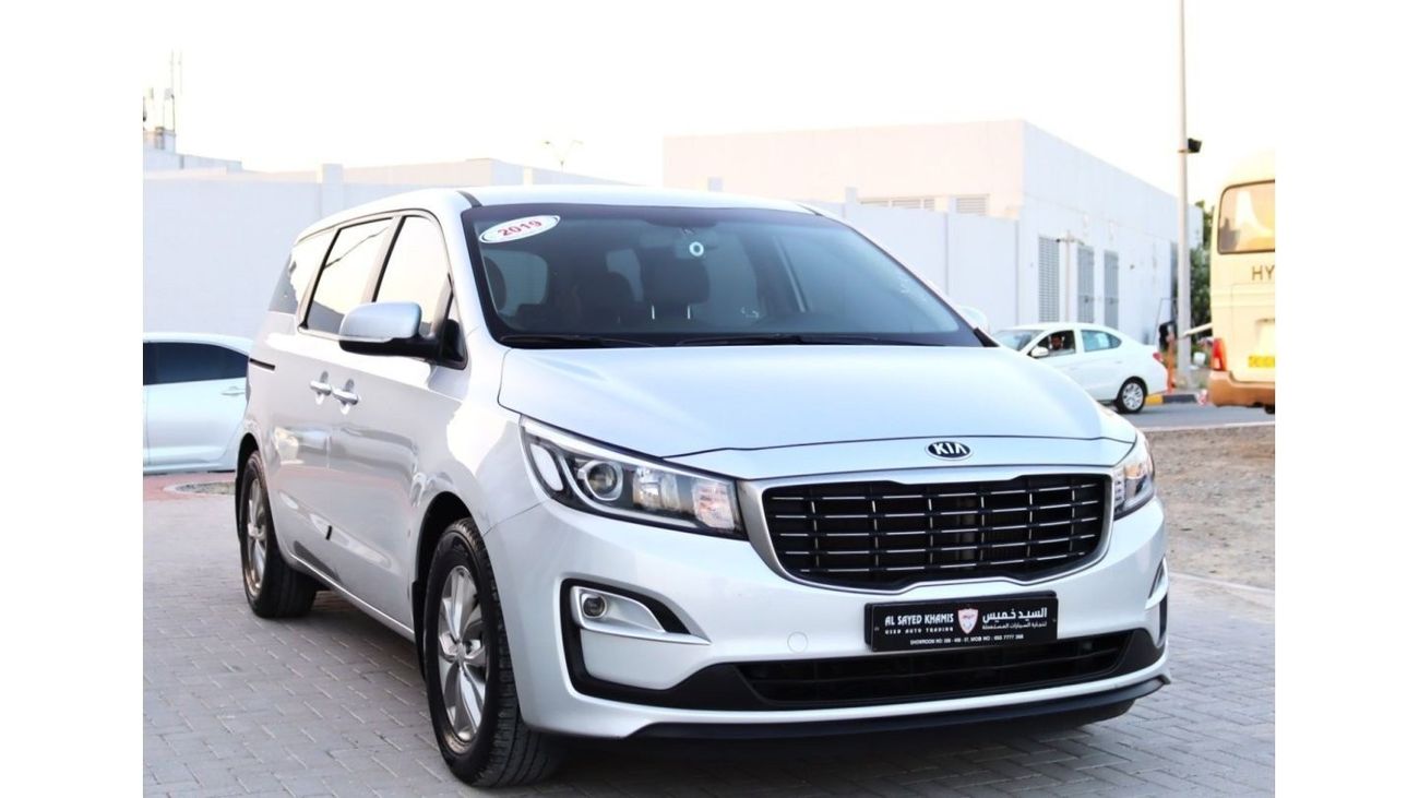 Kia Carnival Kia Carnival EX (YP) model 2019, 5 dirhams. MPV, 3.3 litres, 6 cylinder diesel, automatic, front whe