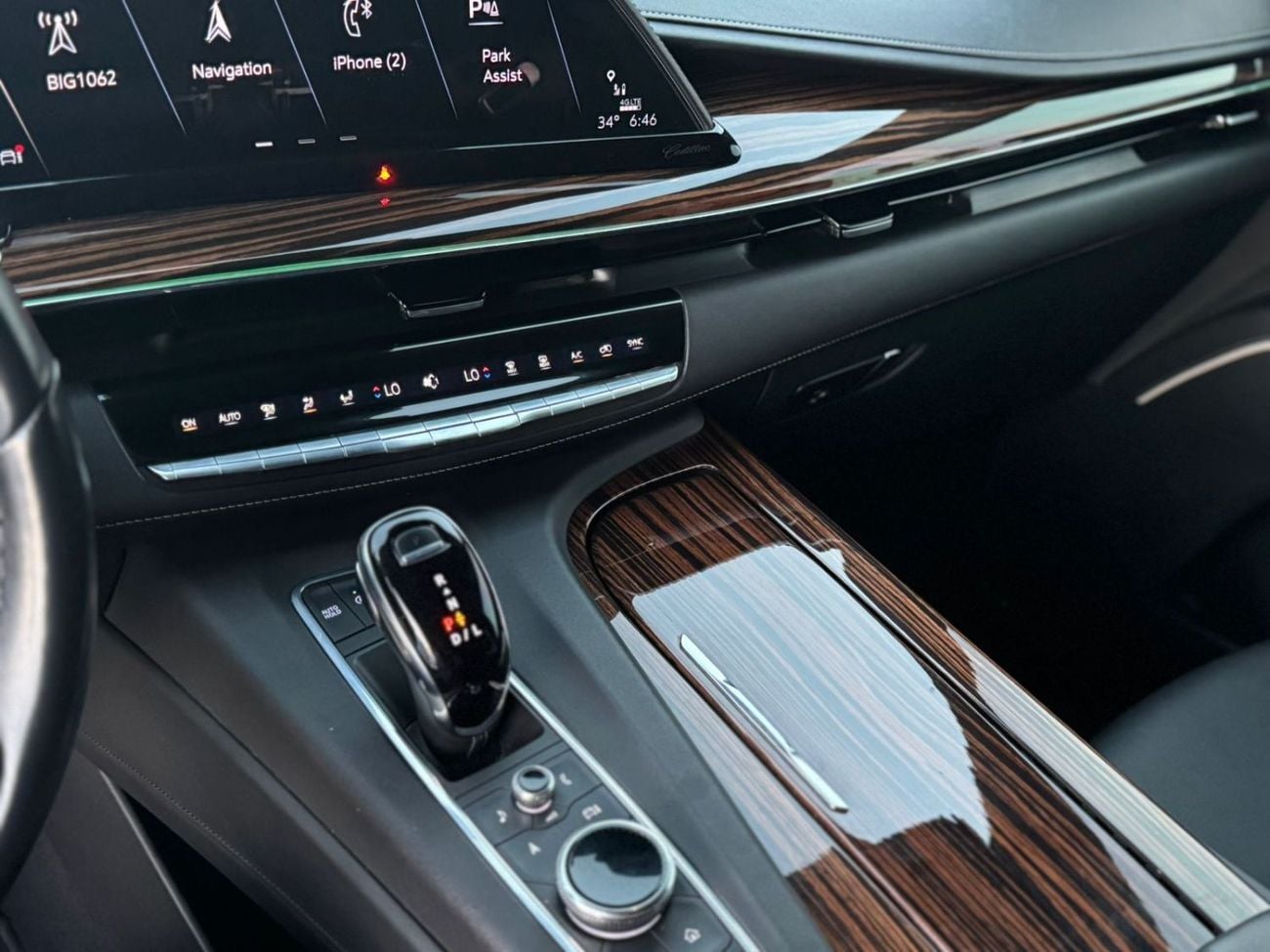 Cadillac Escalade cadillac escalade 2021 v8 gcc