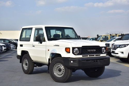 تويوتا لاند كروزر 70 71 4.0L Petrol