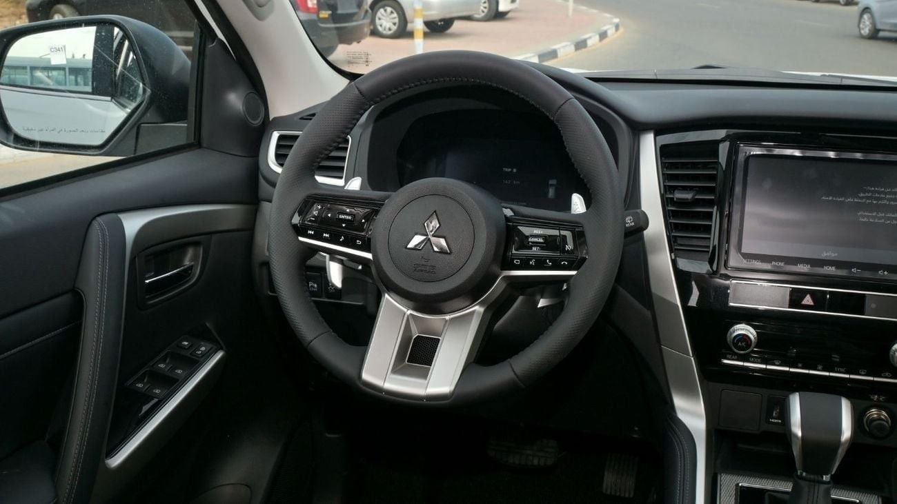 Mitsubishi Montero Sport Brand New Montero Sport HighLine 2025 Export 3.0L 4WD Petrol A/T|White/Black|MONTEROSPORT-GLS-HL-25|