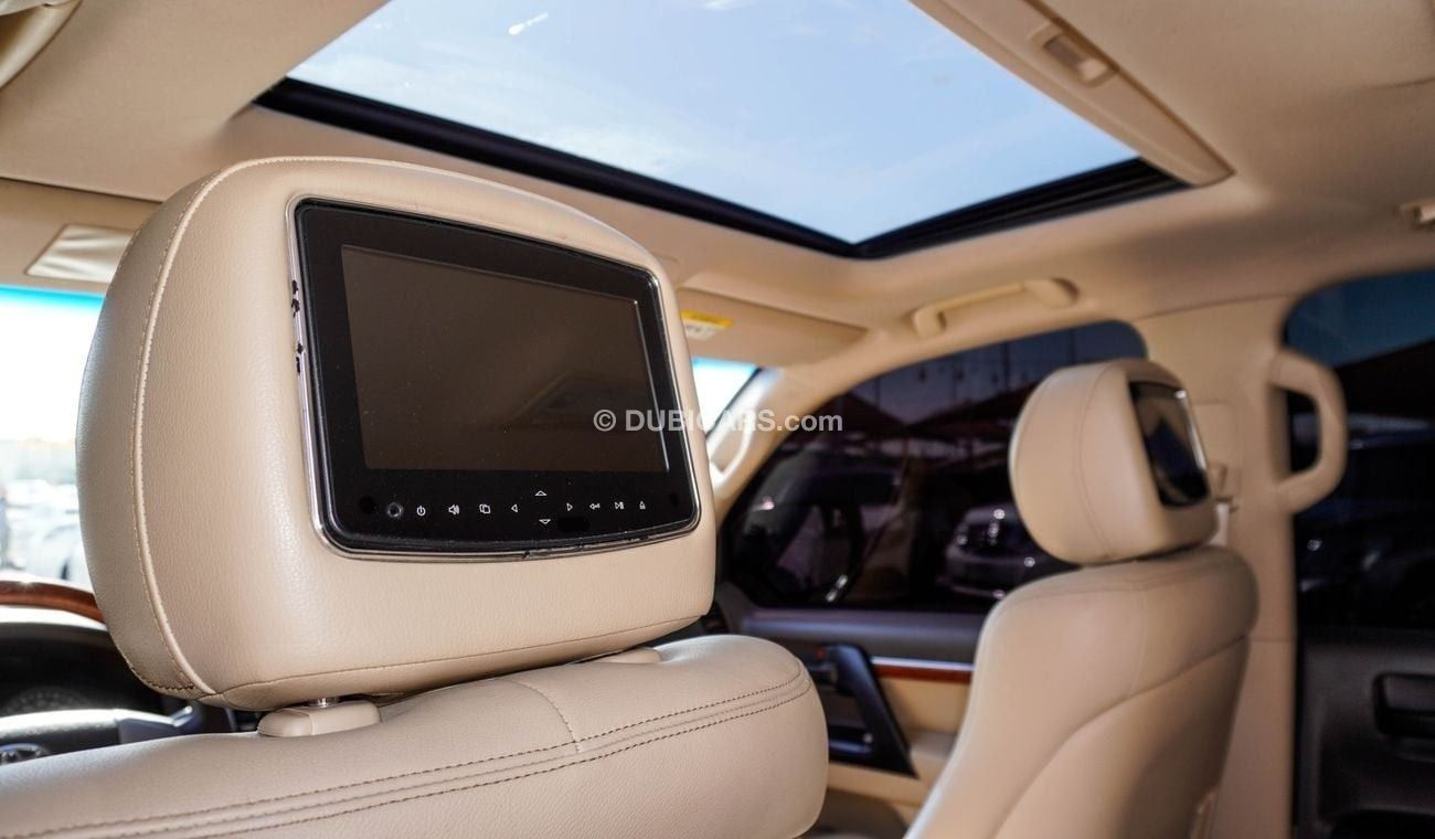 Toyota Land Cruiser GXR V8